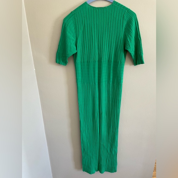 Zara Green Ribbed Knit Midi Dress. Size S perfect - Picture 9 of 14